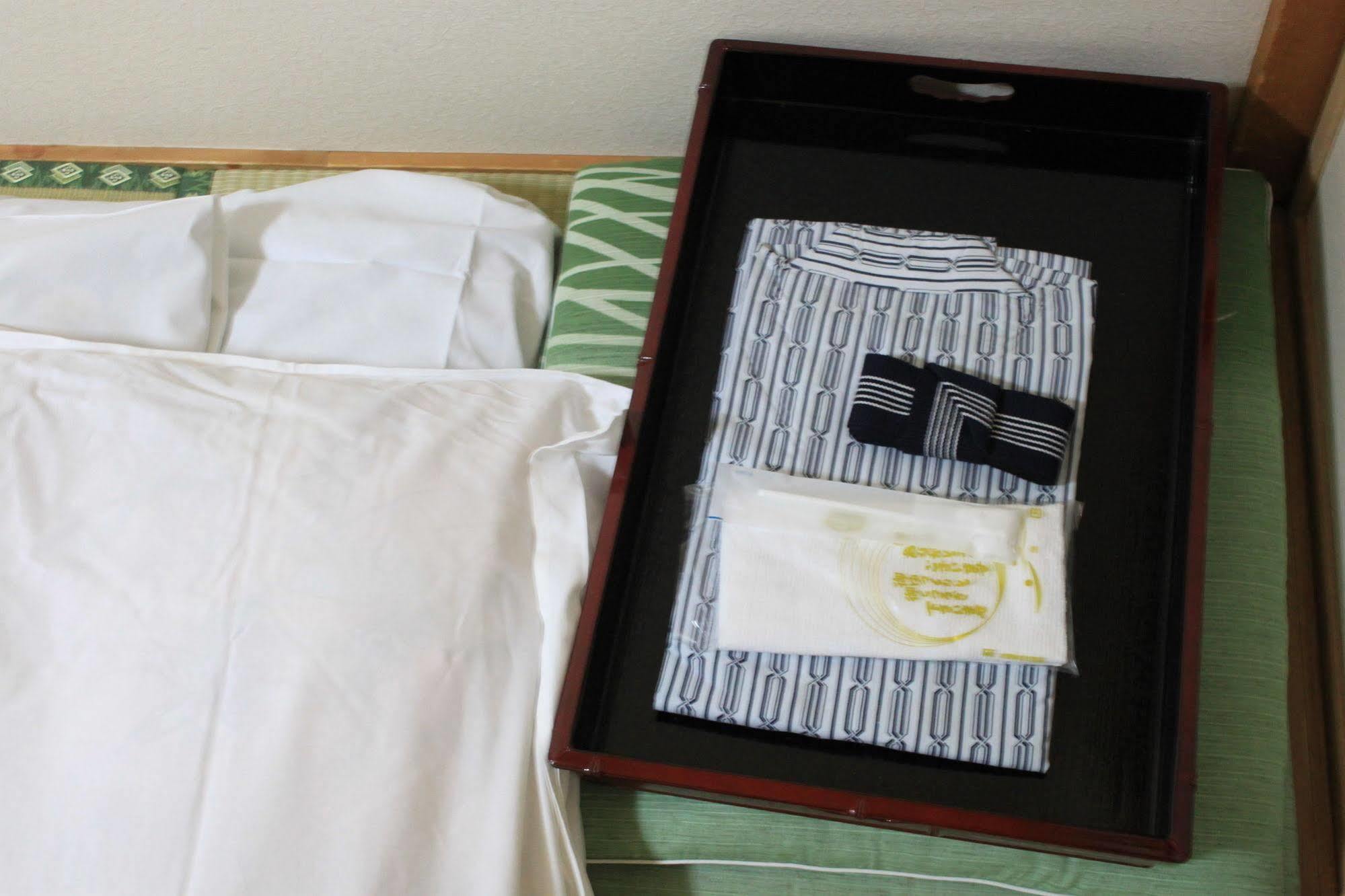 New Hakuginso Hotel NakaNakafurano Eksteriør billede