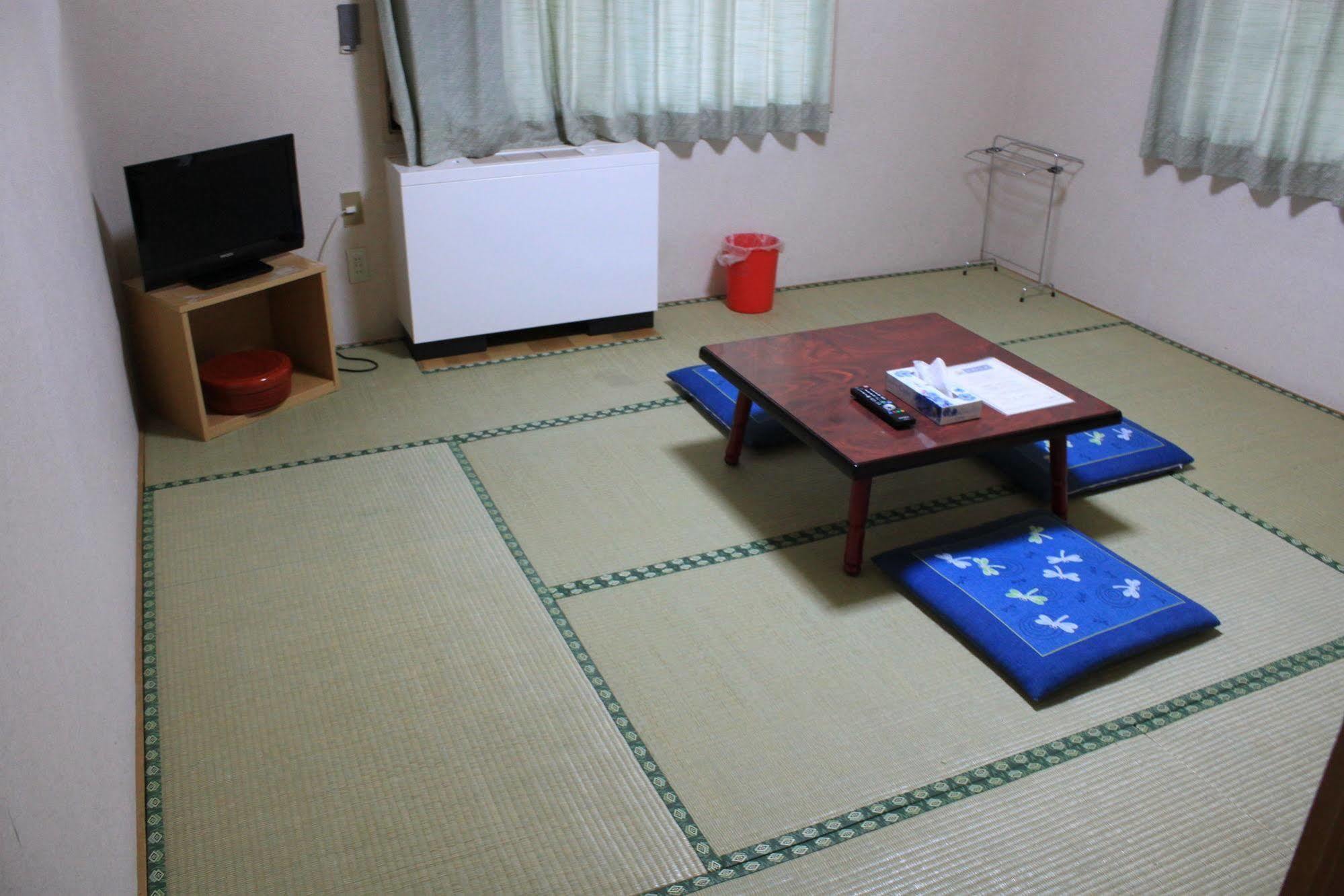 New Hakuginso Hotel NakaNakafurano Eksteriør billede